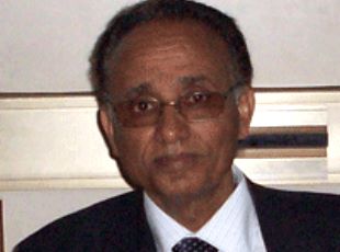 Woldeyesus Ammar, Chairman of the Joint Committee of three merging parties – the Eritrean Democratic Movement, Eritrean Democratic Party and the Eritrean People’s Party. 